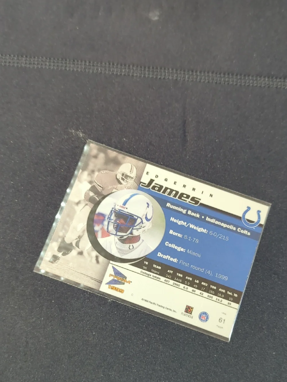 1999 Pacific Prism Football Edgerrin James Indianapolis Colts Purple Rookie /320